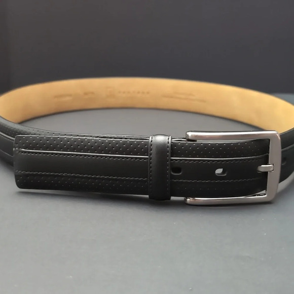 PGA Tour Men's Black Bonded/Ooze Leather Dress Belt,30/75. - Picture 8 of 9